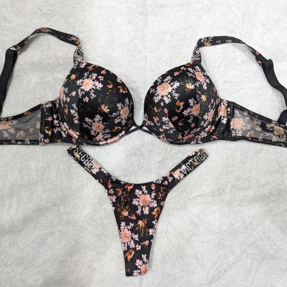 36B Victoria's Secret Bombshell bra with matching size XS thong - Picture 1 of 7